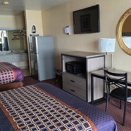 Texan Inn And Suites Monahans Εξωτερικό φωτογραφία