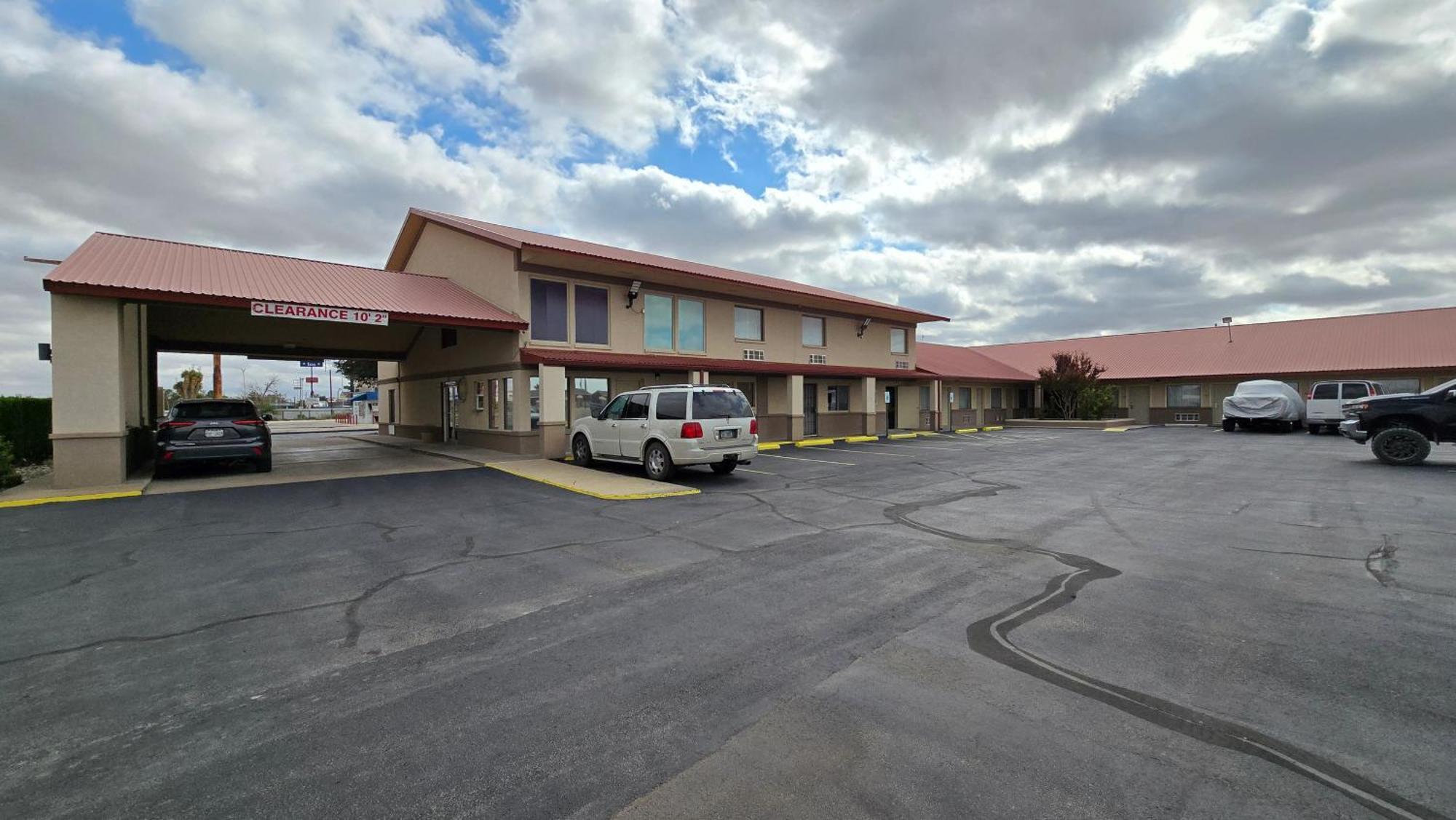 Texan Inn And Suites Monahans Εξωτερικό φωτογραφία